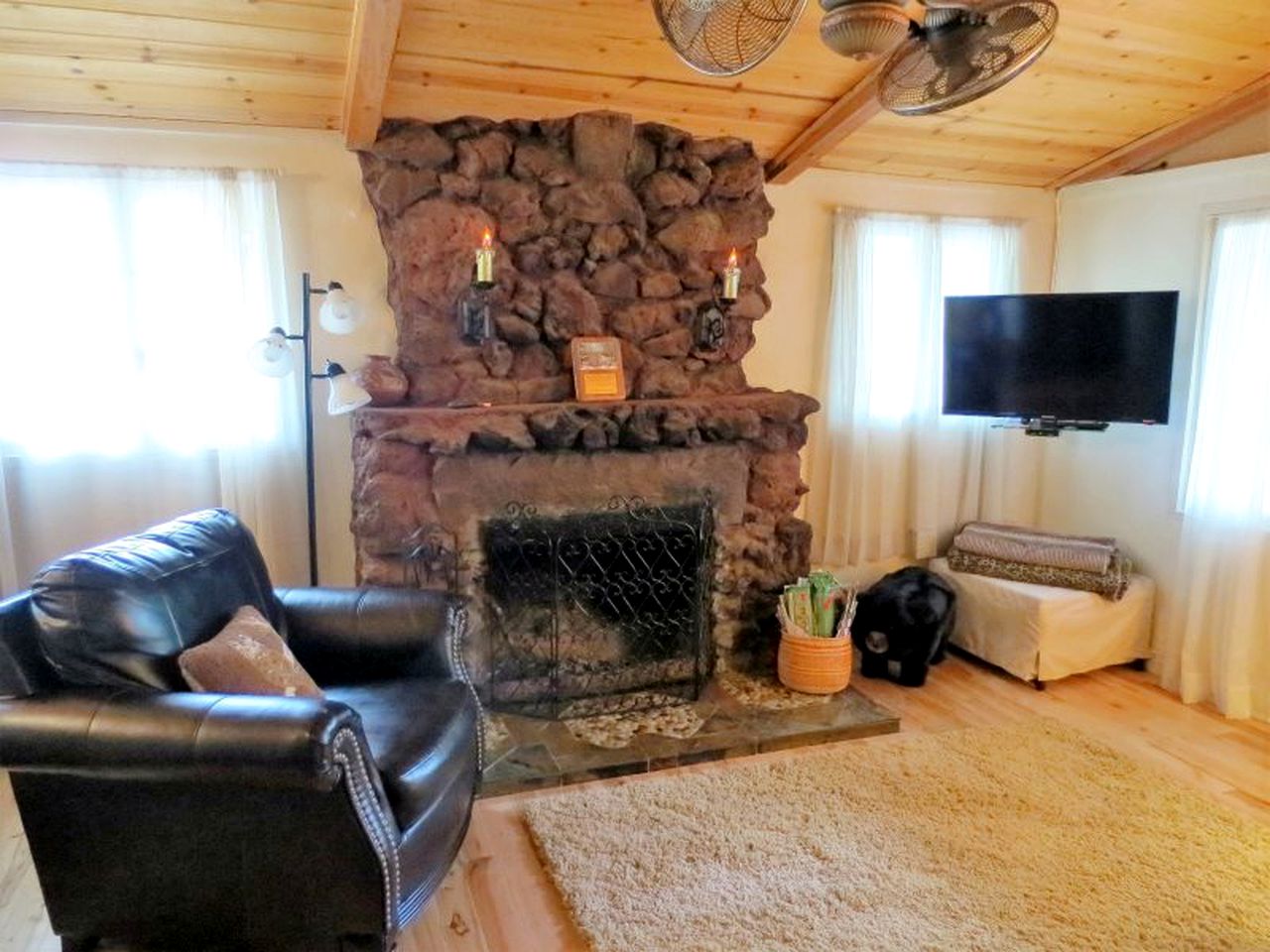 Historic Cottage Perfect for a Weekend Getaway in Prescott, Arizona