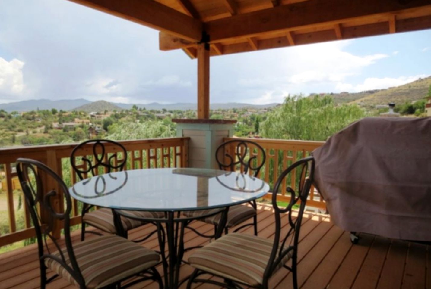 Marvelous Cabin Rental with Hot Tub and Game Room in Prescott, Arizona