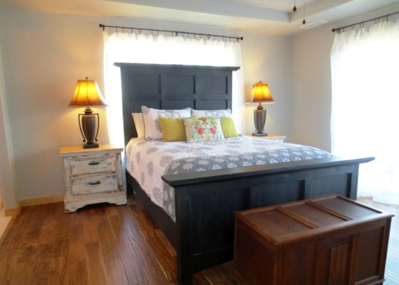 Marvelous Cabin Rental with Hot Tub and Game Room in Prescott, Arizona