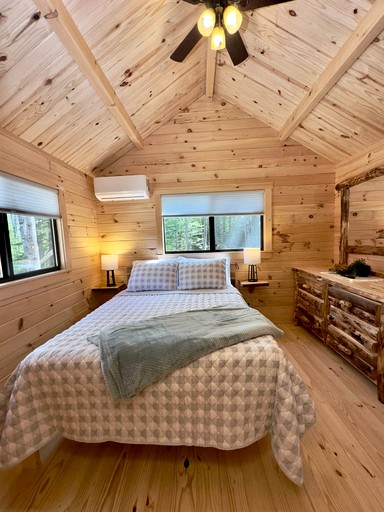Cabins (United States of America, Steuben, Maine)