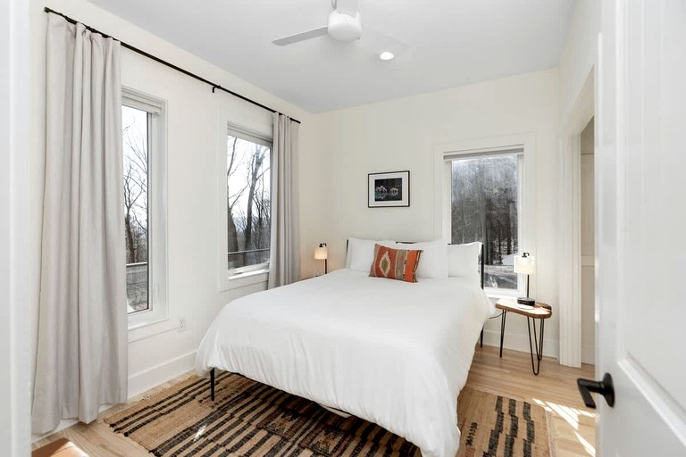 Cabins (United States of America, Afton, Virginia)