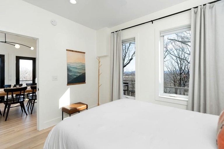 Cabins (United States of America, Afton, Virginia)