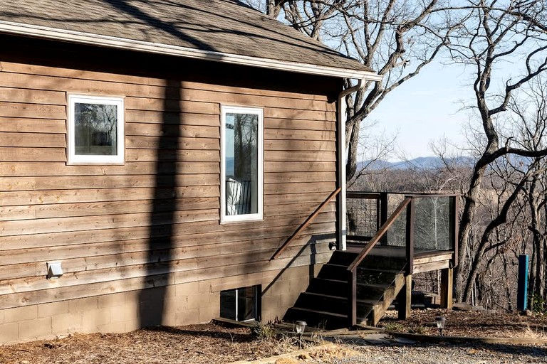 Cabins (United States of America, Afton, Virginia)