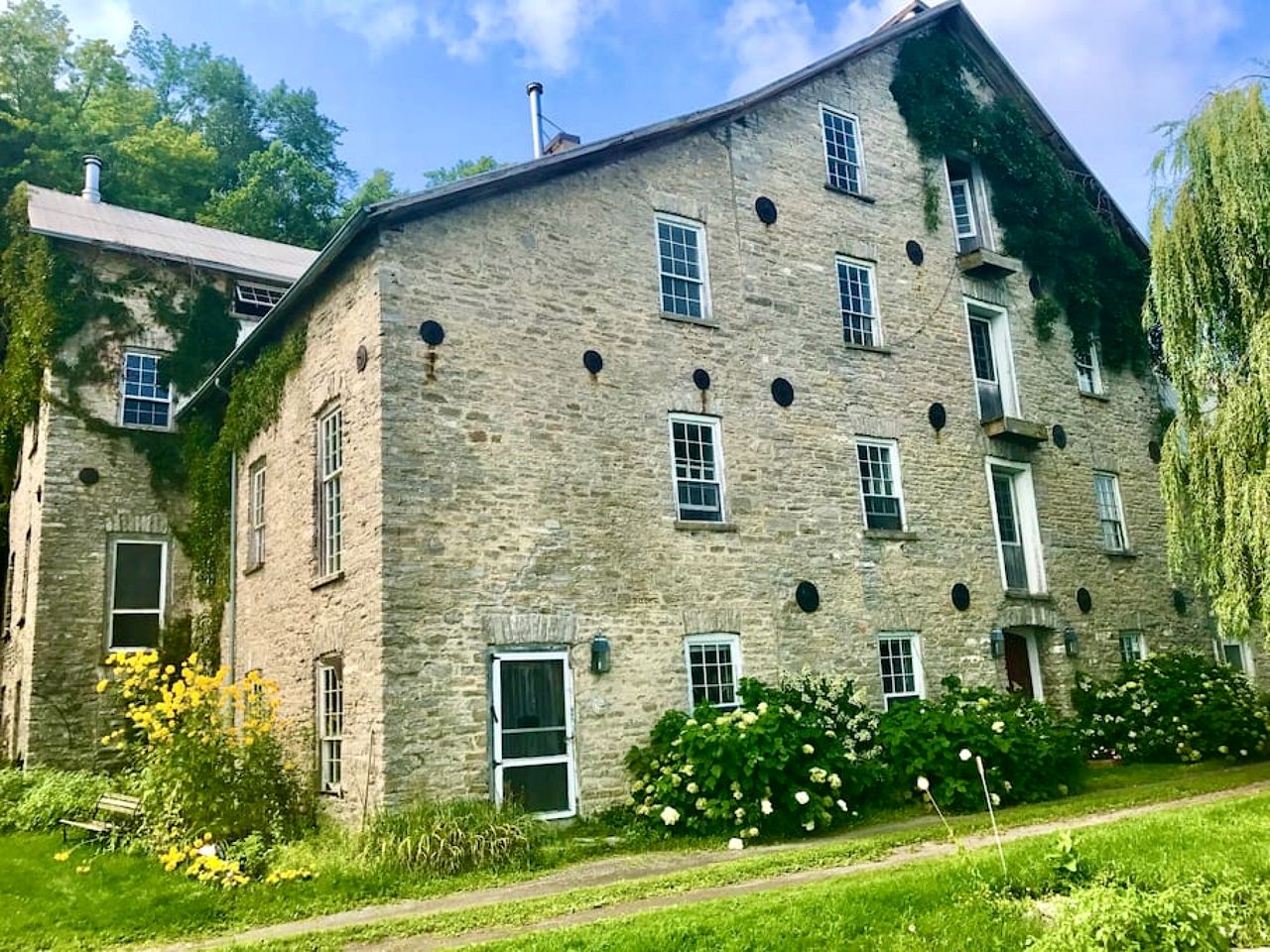 Prince Edward Rental for an Exciting Ontario Vacation