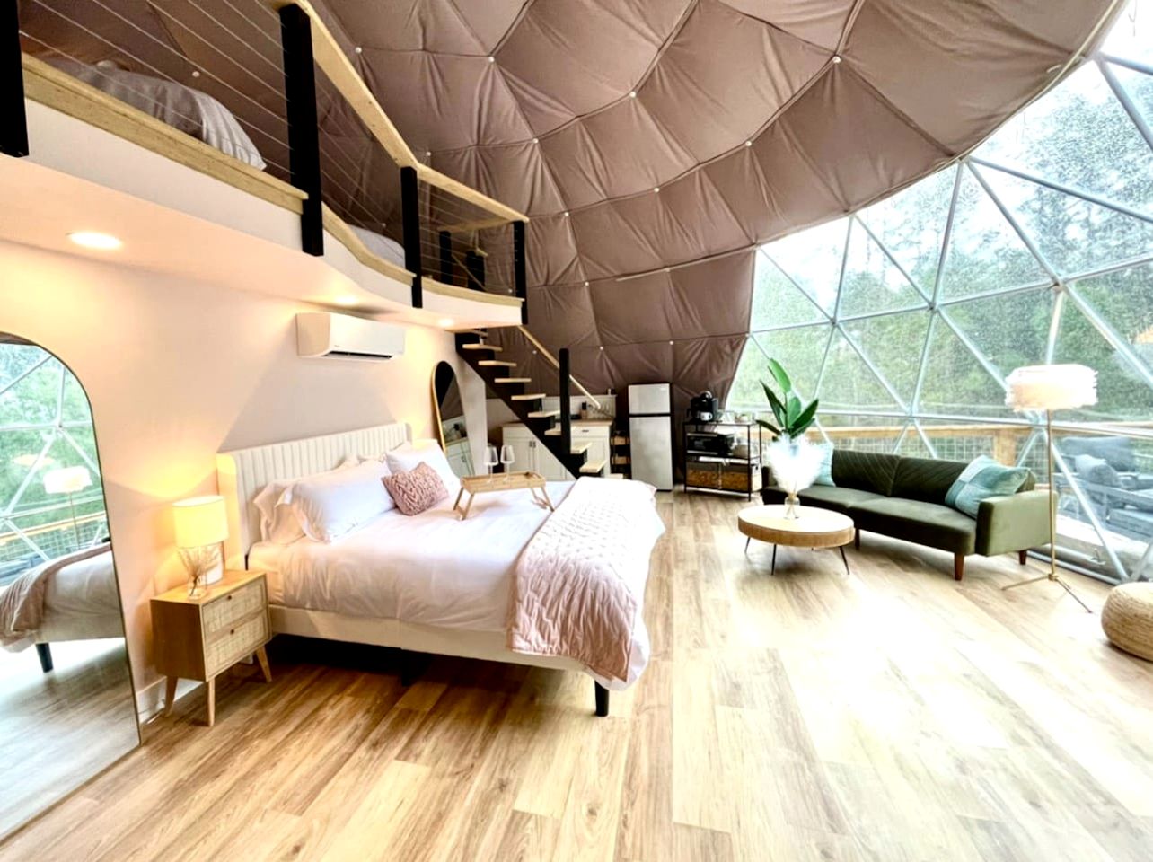 Lofted Family Dome with Equipped Deck in Kentucky