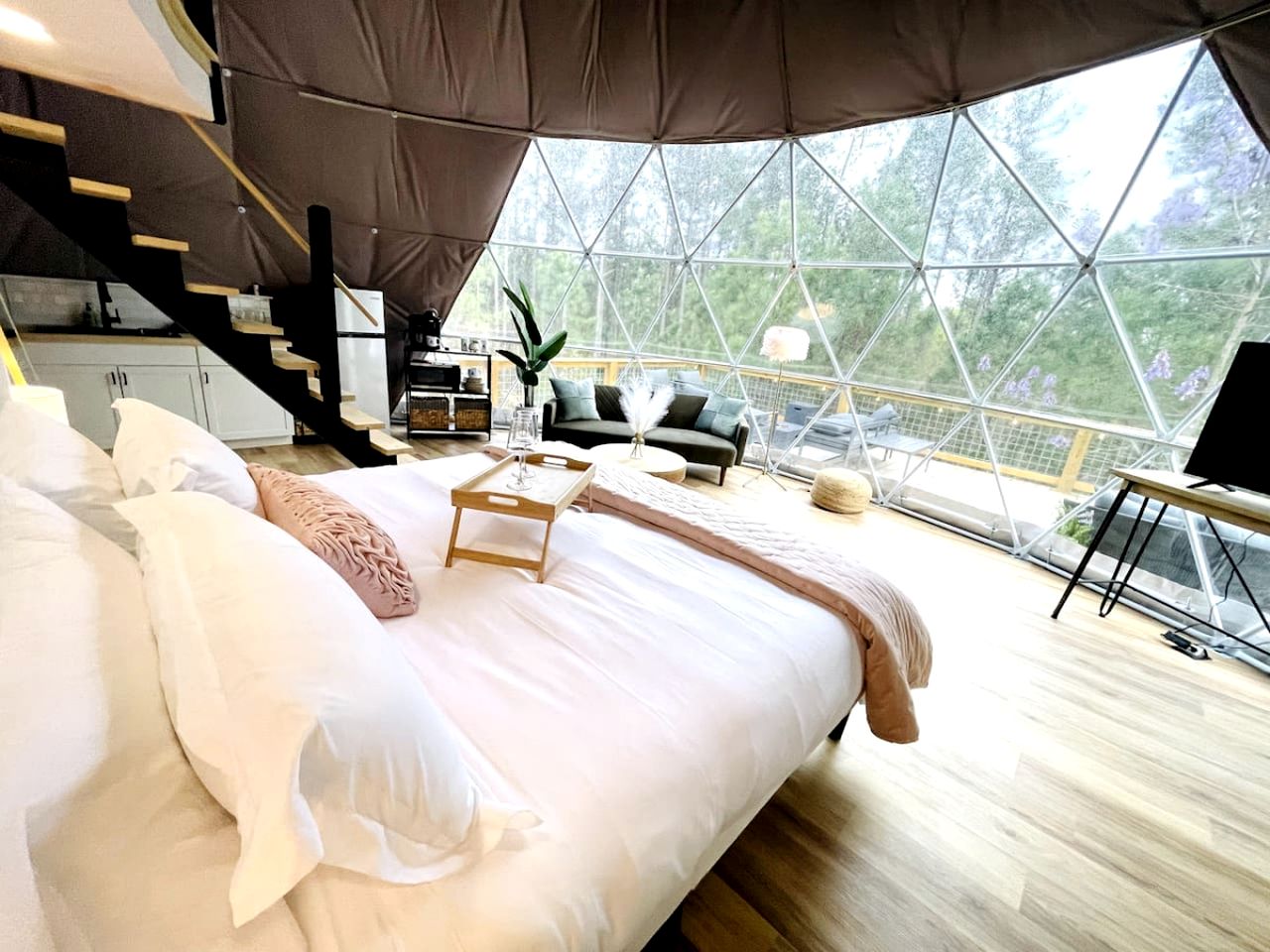 Lofted Family Dome with Equipped Deck in Kentucky