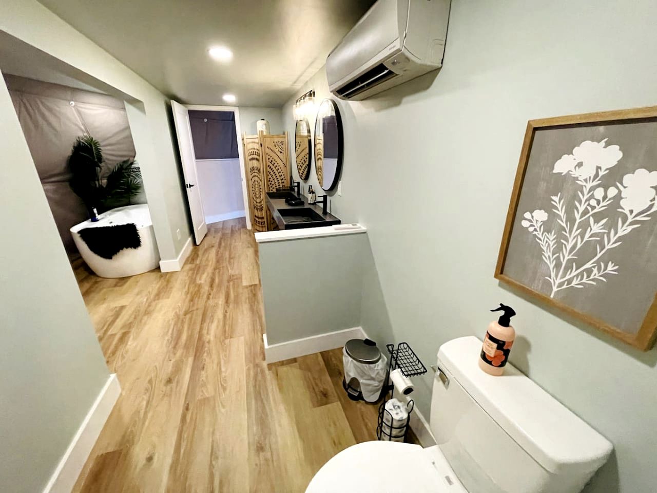 Lofted Family Dome with Equipped Deck in Kentucky