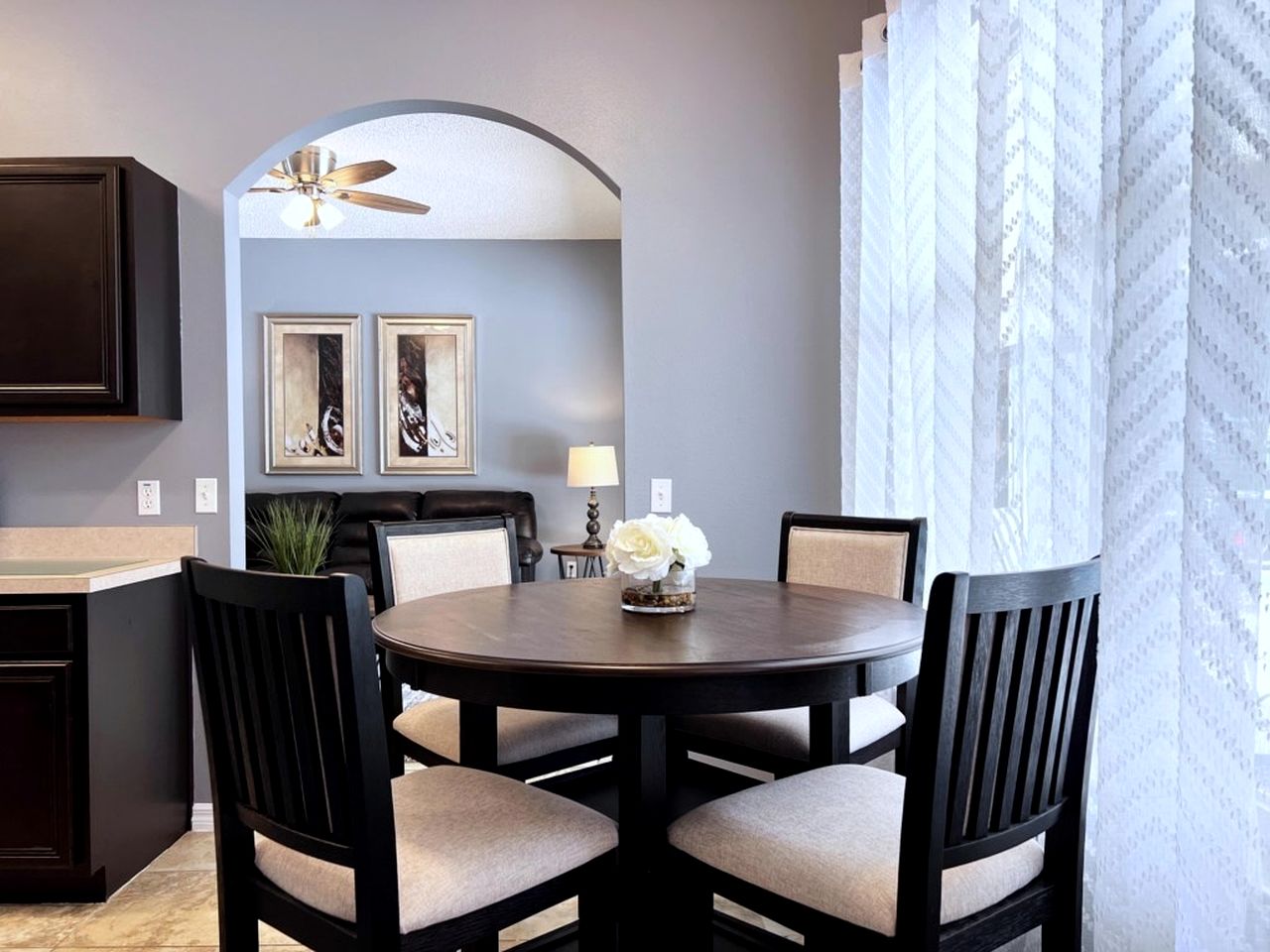 Exceptional Luxury Villa with Swimming Pool and Hot Tub on Family Resort in Kissimmee, Florida