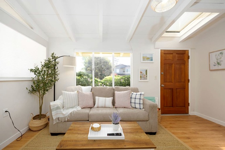 Cottages (United States of America, El Granada, California)