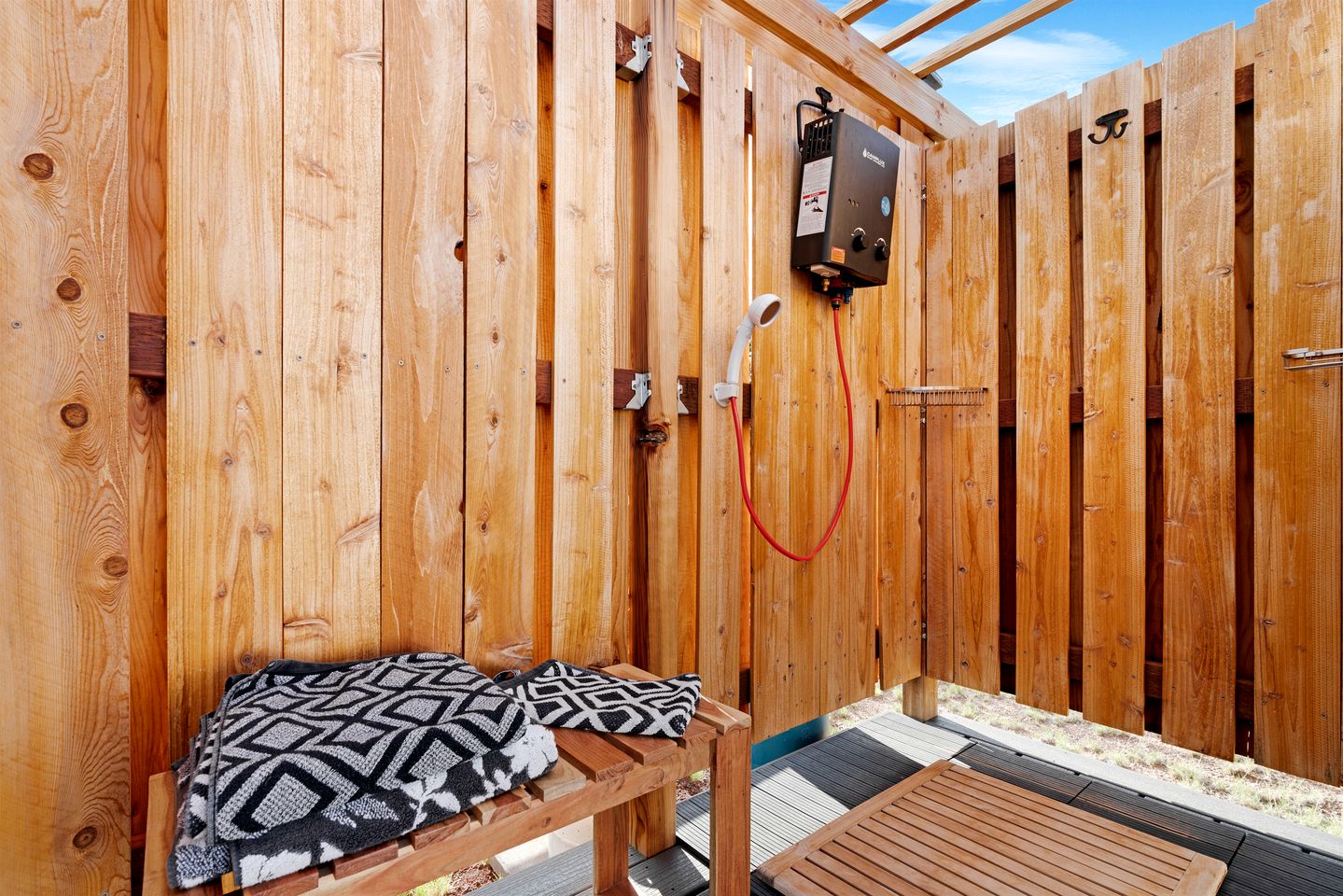 Romantic Stargazing Dome Glamping Retreat near Grand Canyon South Rim Arizona