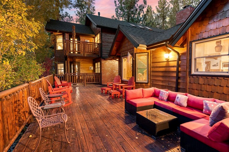 Cabins (United States of America, Big Bear Lake, California)