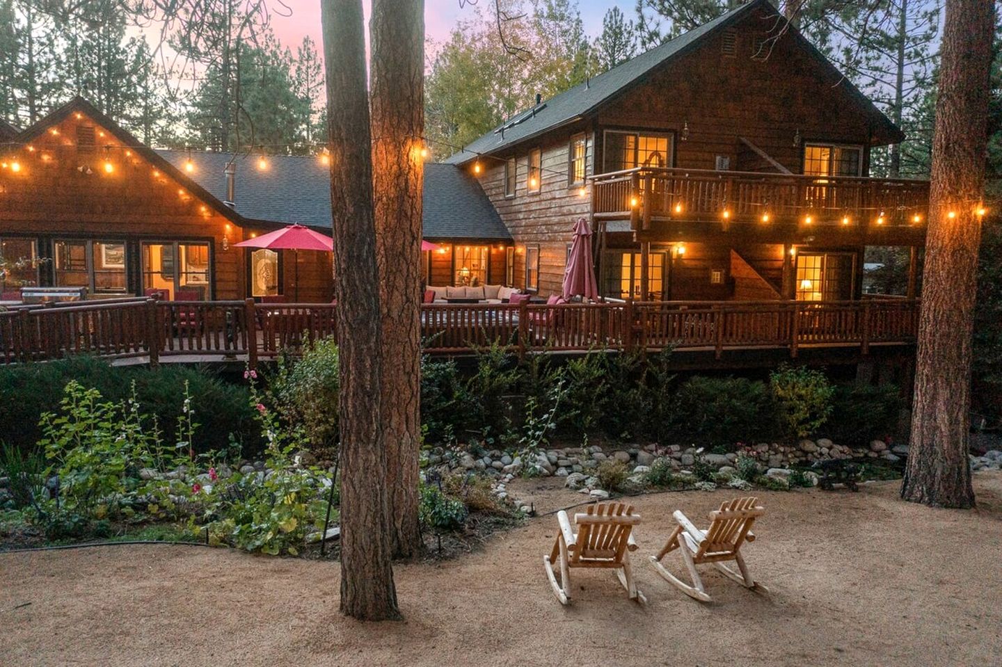 Incredible Cabin with Hot-tub and Fire Pit in Big Bear Lake, California