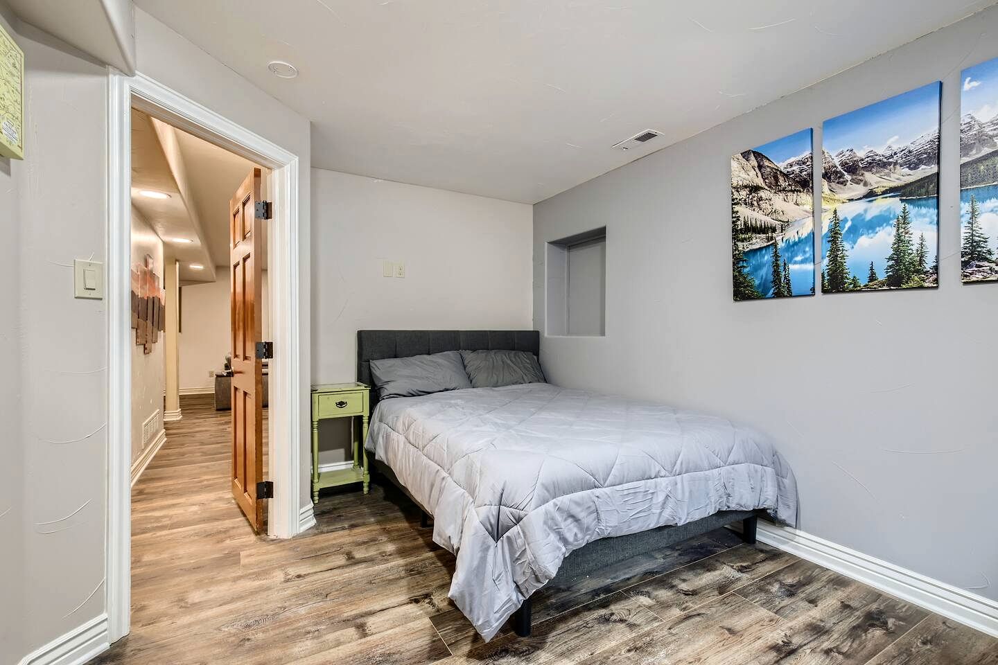 Spacious Colorado-Themed Garden-Level Suite with Fireplace near Eagle Trace Golf Course in Broomfield, CO