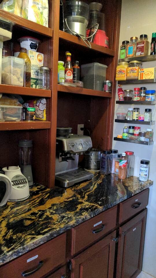 Spacious Colorado-Themed Garden-Level Suite with Fireplace near Eagle Trace Golf Course in Broomfield, CO