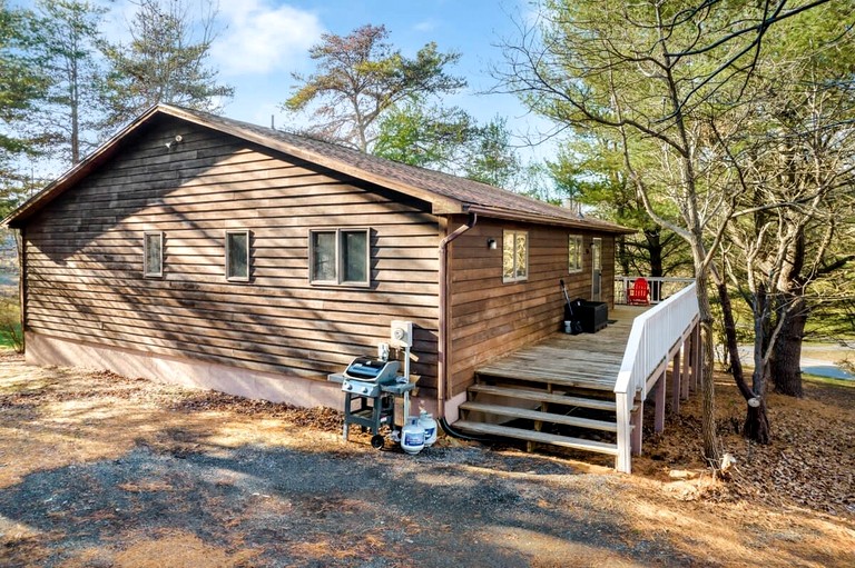Cabins (United States of America, Hedgesville, West Virginia)