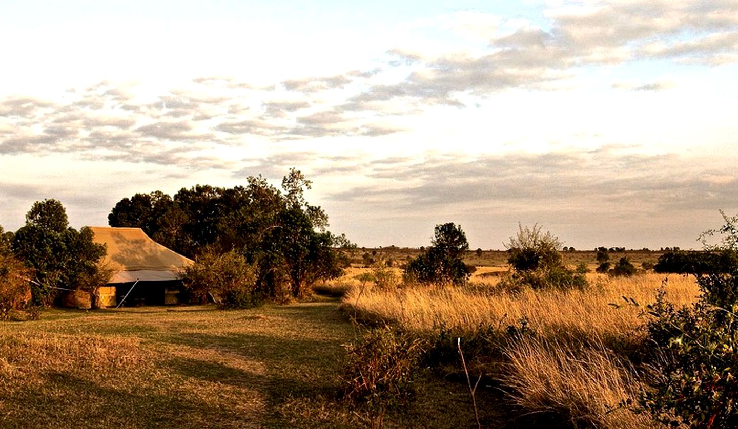 Private, Luxurious Safari Tents near the Maasai Mara, Kenya