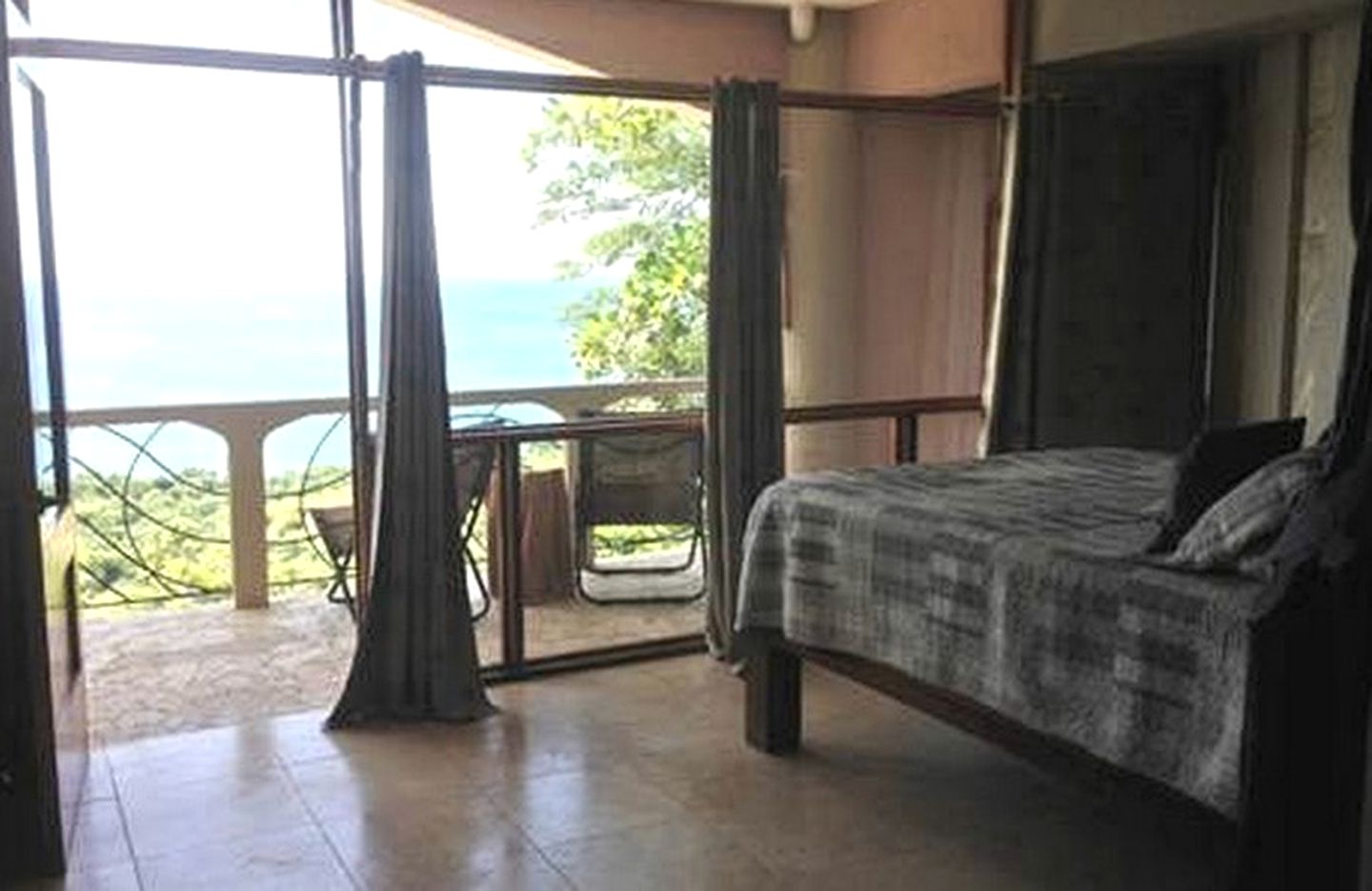 Private, Luxury Bed and Breakfast Overlooking the Ocean in Potrero Bay, Costa Rica