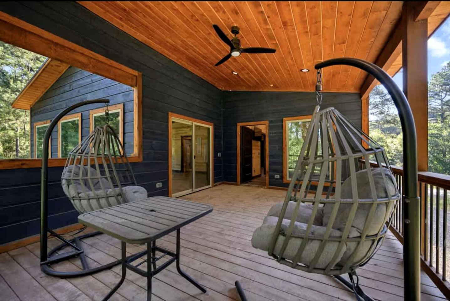 Private Forestview Luxury Cabin with Hot Tub, Foosball Loft & Outdoor Fireplace Near Beavers Bend, Broken Bow, OK