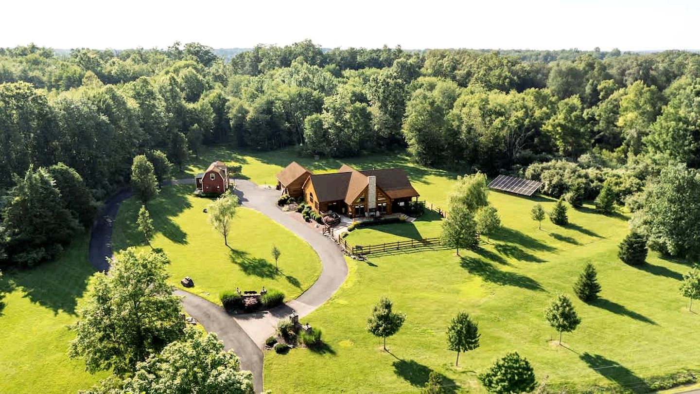 Luxurious Log Cabin with Game Room & Fireplace near Princeton in New Hope, Pennsylvania