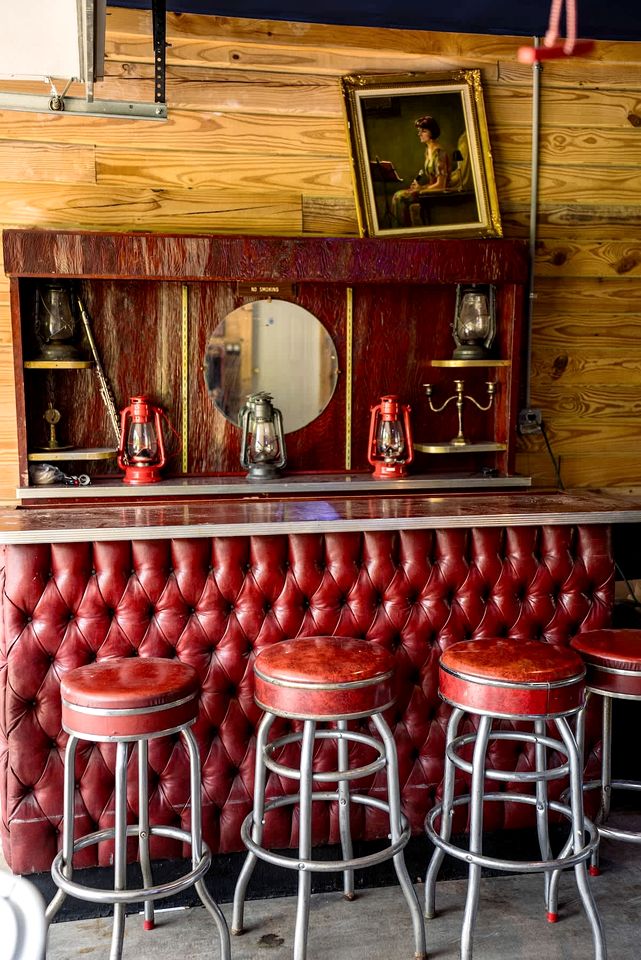 Luxurious Log Cabin with Game Room & Fireplace near Princeton in New Hope, Pennsylvania