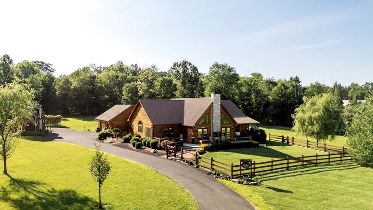 Luxurious Log Cabin with Game Room & Fireplace near Princeton in New Hope, Pennsylvania