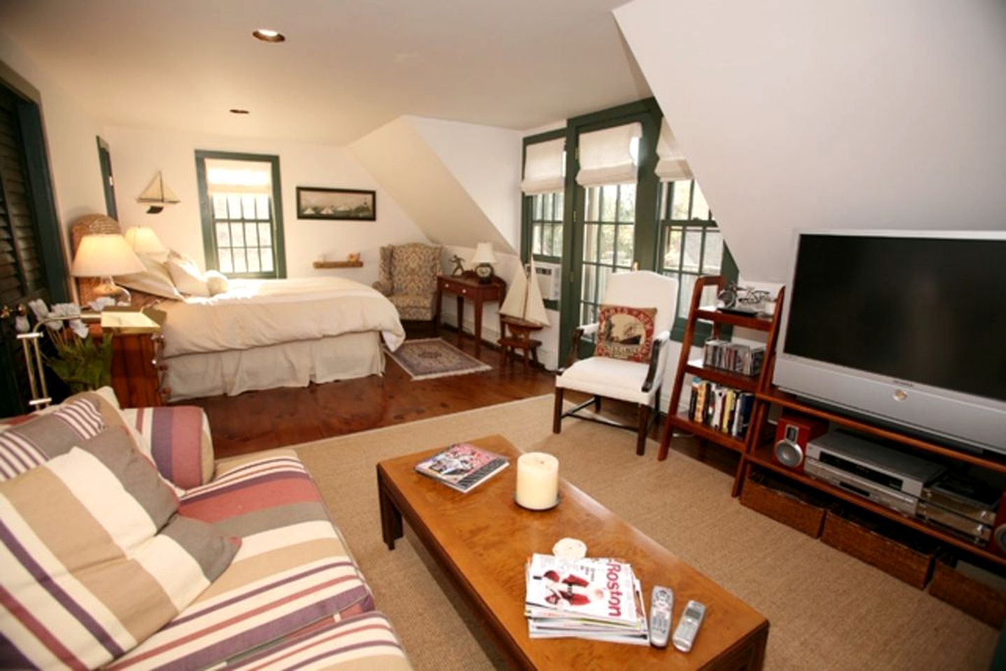 Exquisite Villa Rental for Groups with a Heated Pool in Orleans, Massachusetts