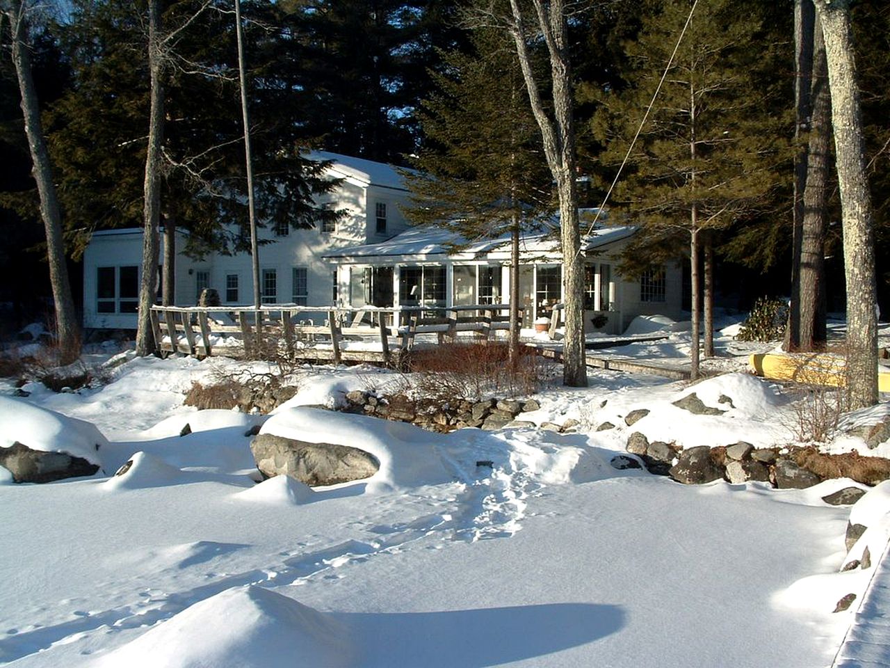 Spacious Cabin Rental for 12 Overlooking Sunappe Lake in New Hampshire