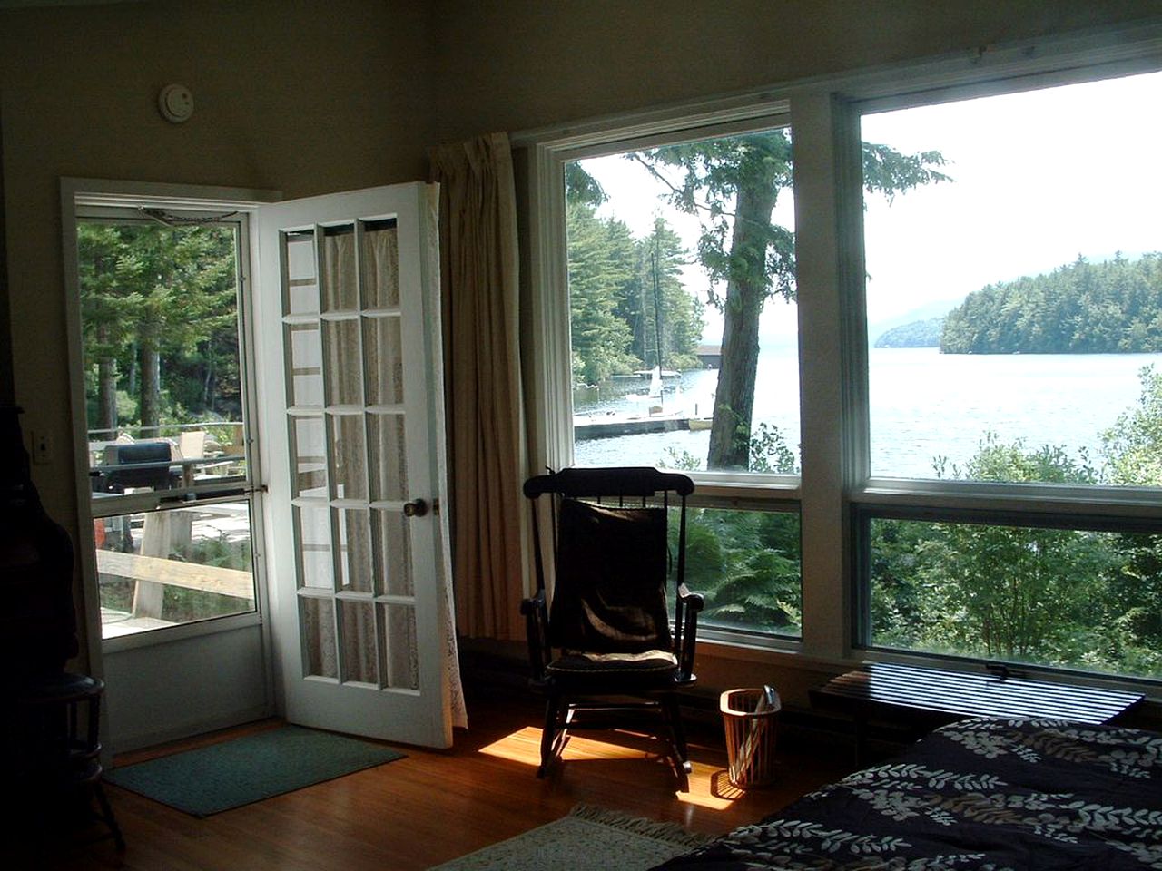 Spacious Cabin Rental for 12 Overlooking Sunappe Lake in New Hampshire