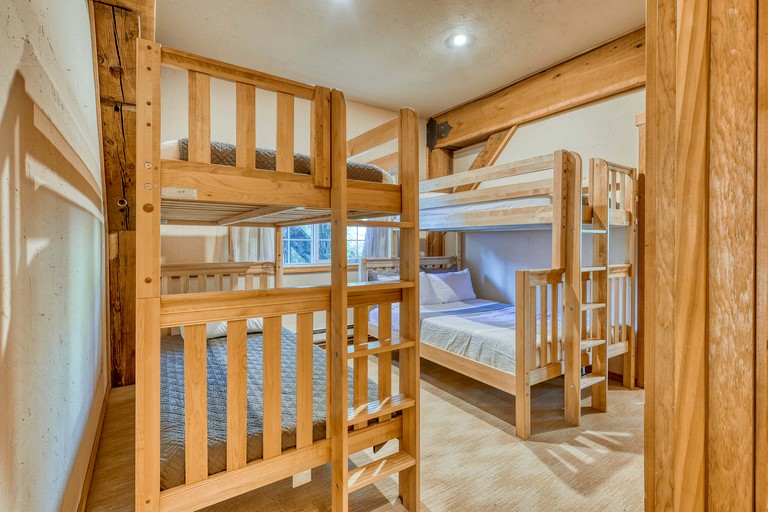 Cabins (United States of America, Anacortes, Washington)