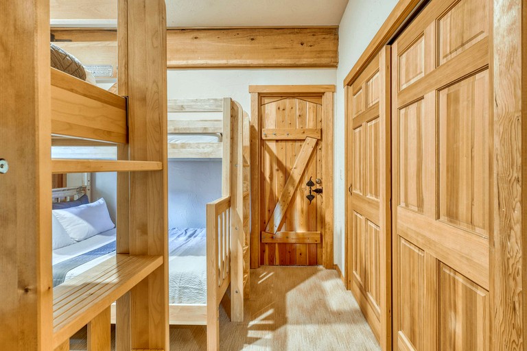 Cabins (United States of America, Anacortes, Washington)