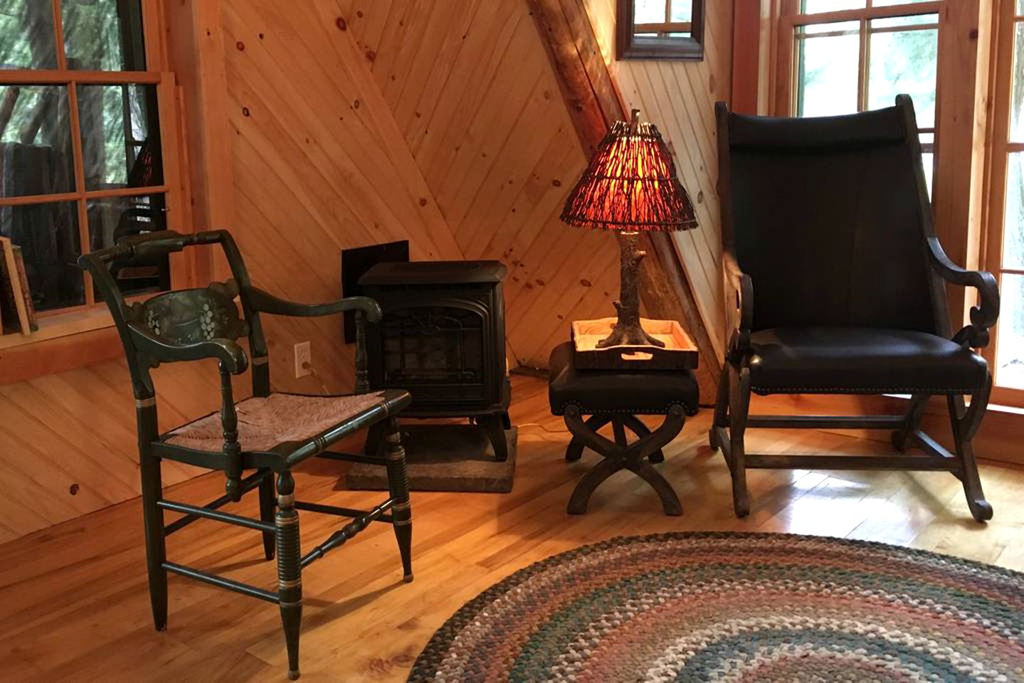 Riverfront Cabin Rental with Lovely Screened Porch near Potsdam, New York