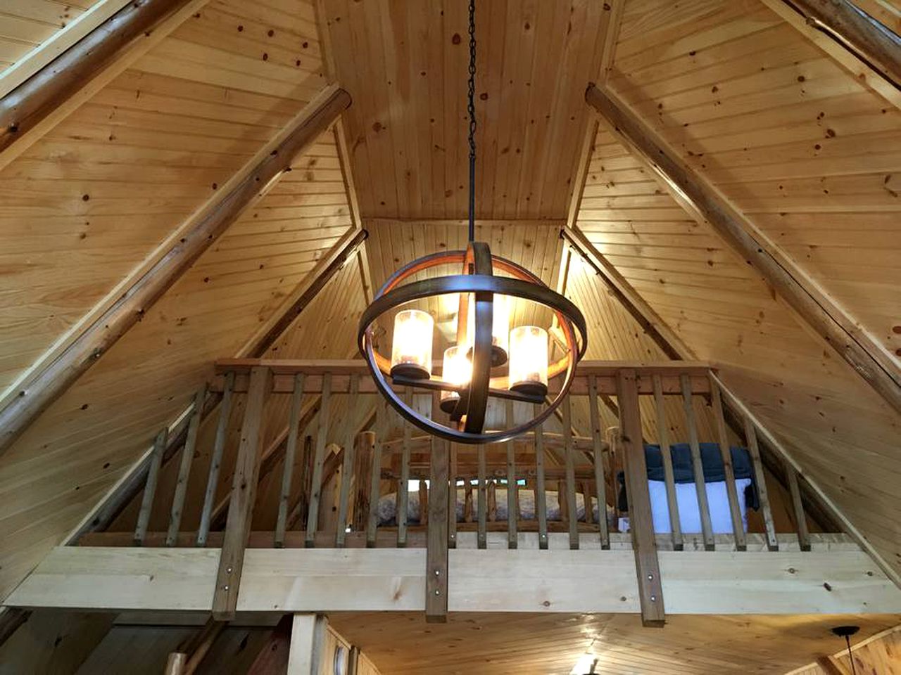 Riverfront Cabin Rental with Lovely Screened Porch near Potsdam, New York