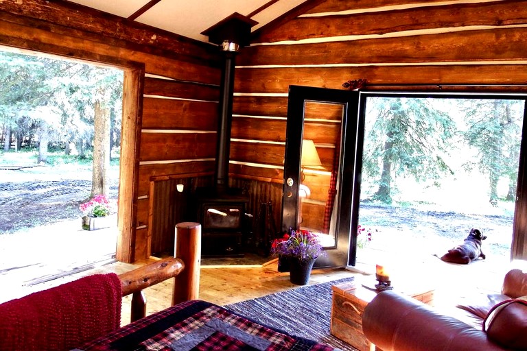 Cabins (Canada, Sundre, Alberta)