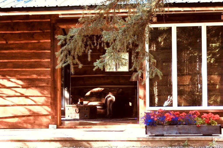 Cabins (Canada, Sundre, Alberta)