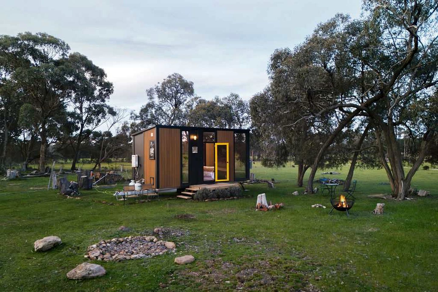Private Tiny Home Stay Surrounded by Wellsford Forest near Bendigo, Victoria