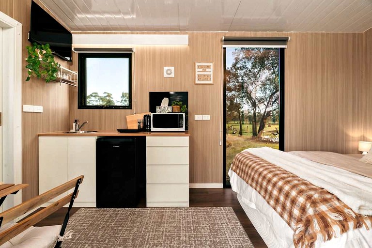 Tiny Houses (Australia, Foster, Victoria)