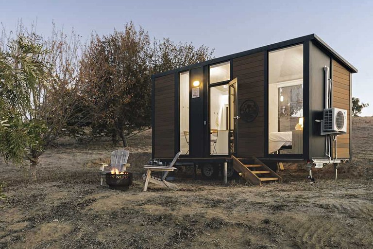 Tiny Houses (Australia, Table Top, New South Wales)