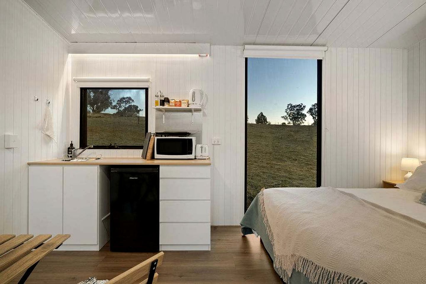 Private Tiny House with Views into the High Country and Lake Hume in New South Wales, Australia