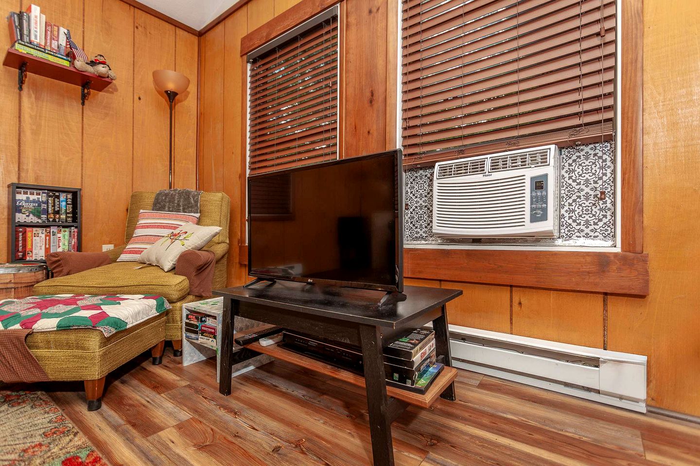 Secluded Mountain Cabin Hideaway near Luray Caverns in Virginia’s Majestic Massanutten Range