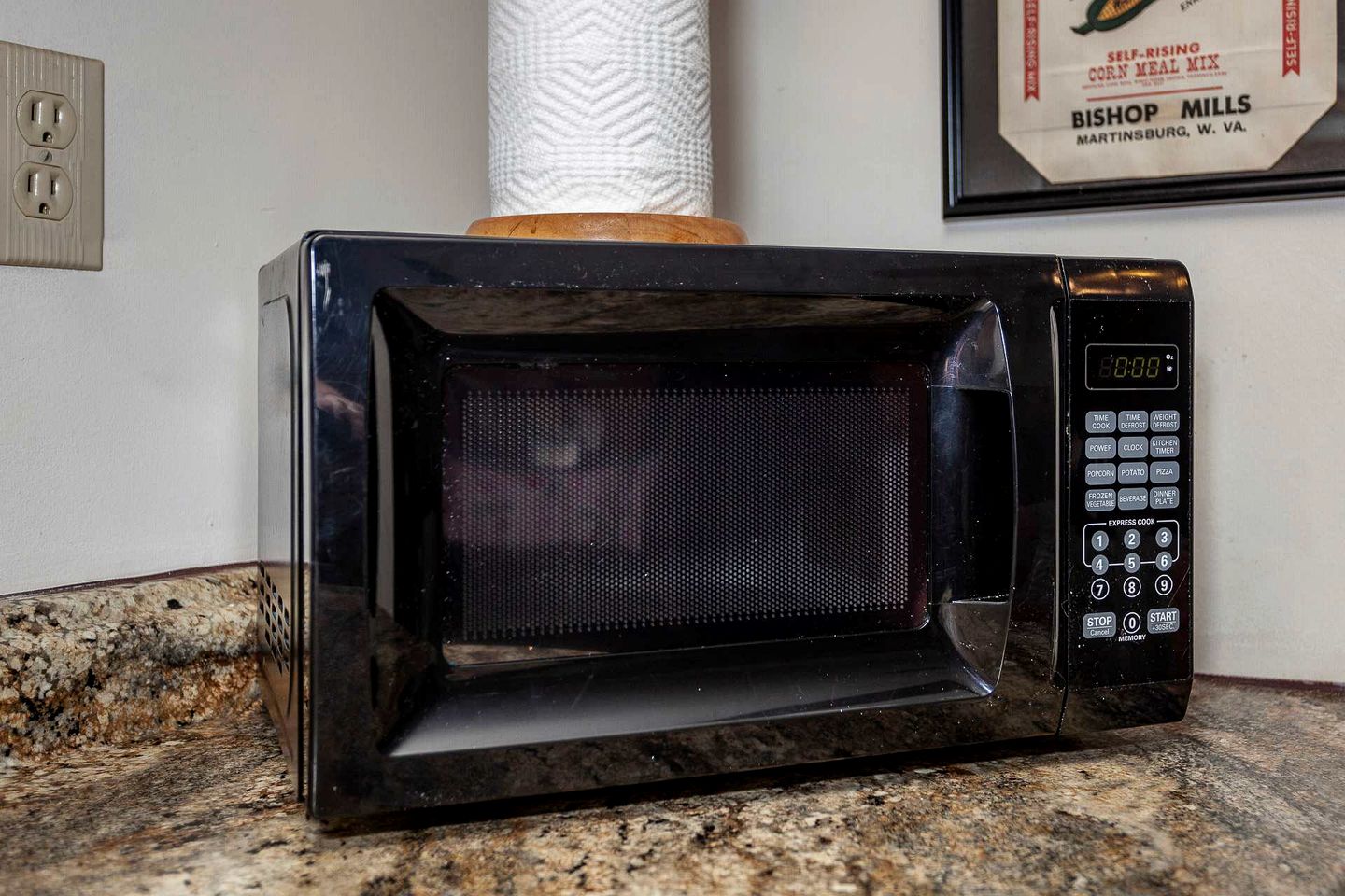 Secluded Mountain Cabin Hideaway near Luray Caverns in Virginia’s Majestic Massanutten Range