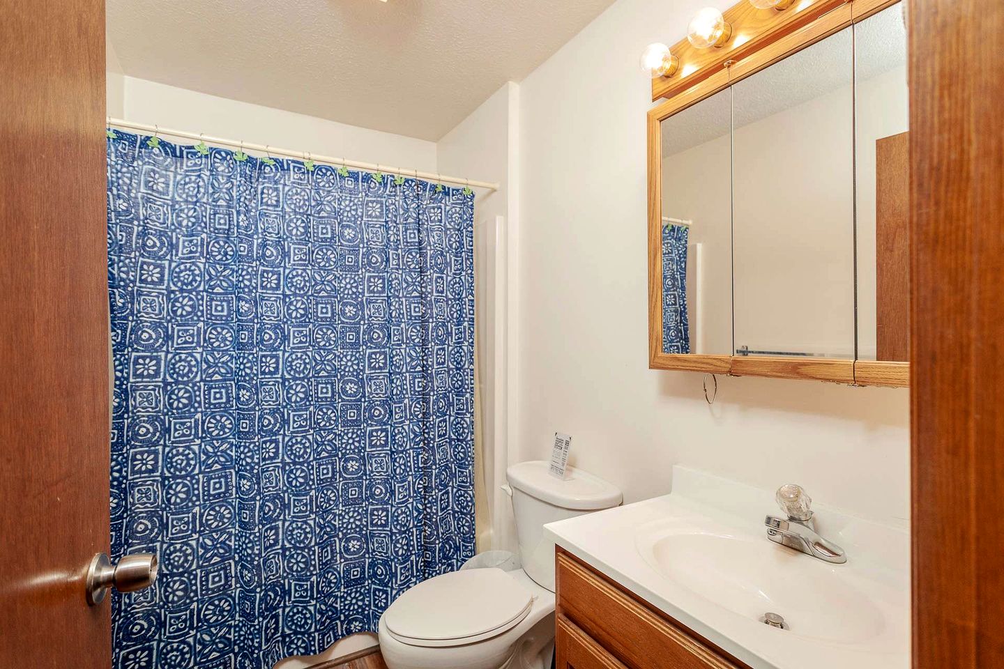 Secluded Mountain Cabin Hideaway near Luray Caverns in Virginia’s Majestic Massanutten Range