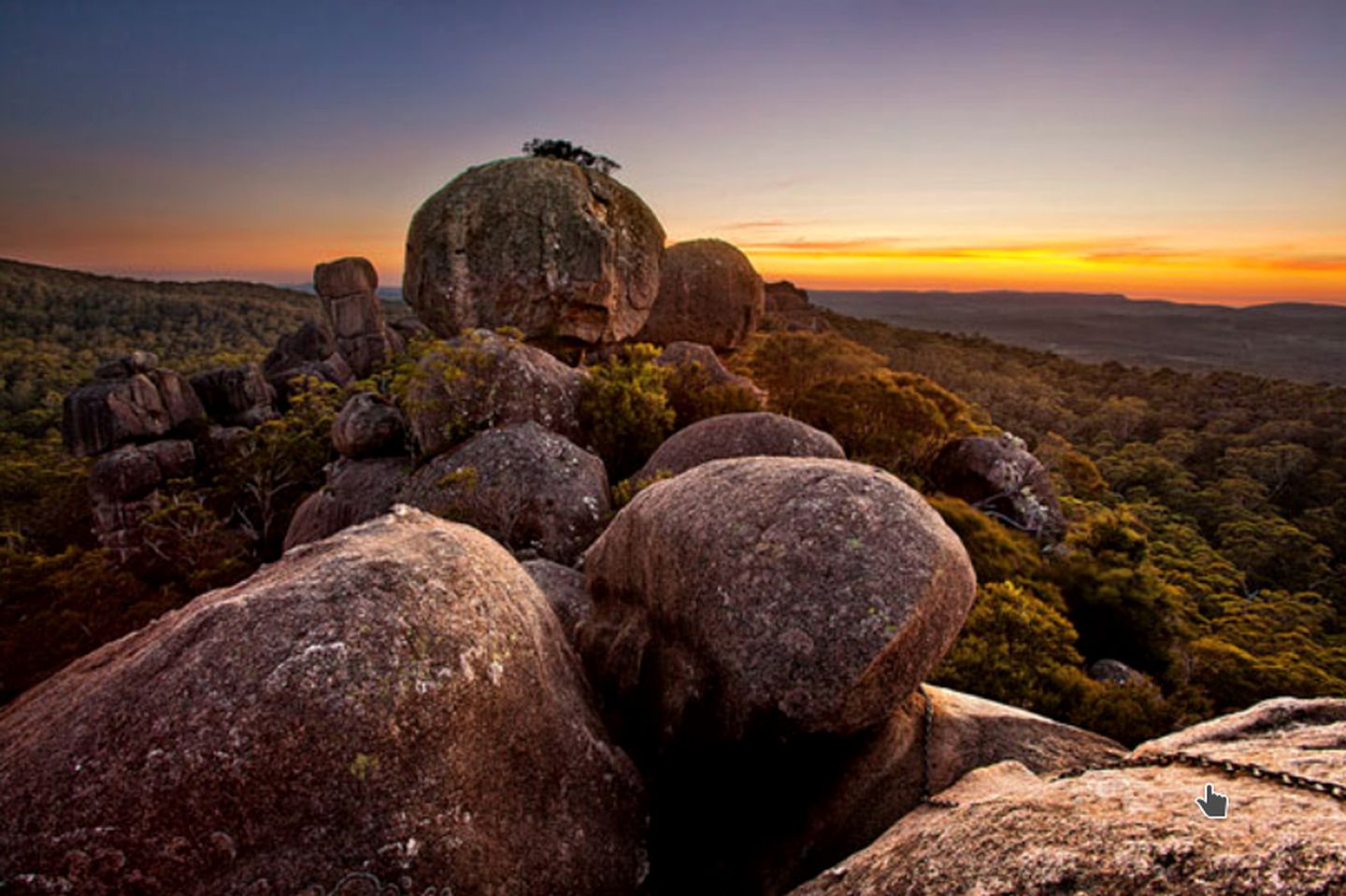 Secluded Cabin Rental with Beautiful Mountain Views near Coffs Harbour, New South Wales