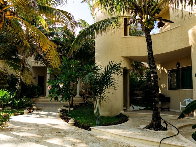 Beach Houses (Tulum, Quintana Roo, Mexico)