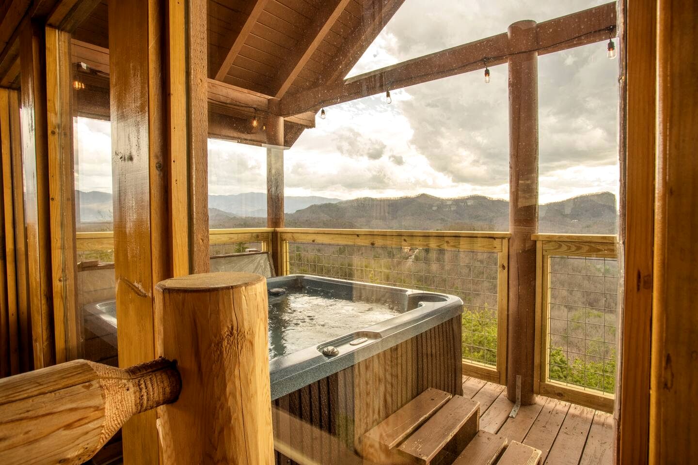 Pure Glamping Experience in this Cabin with Hot-tub in Sevierville, Tennessee