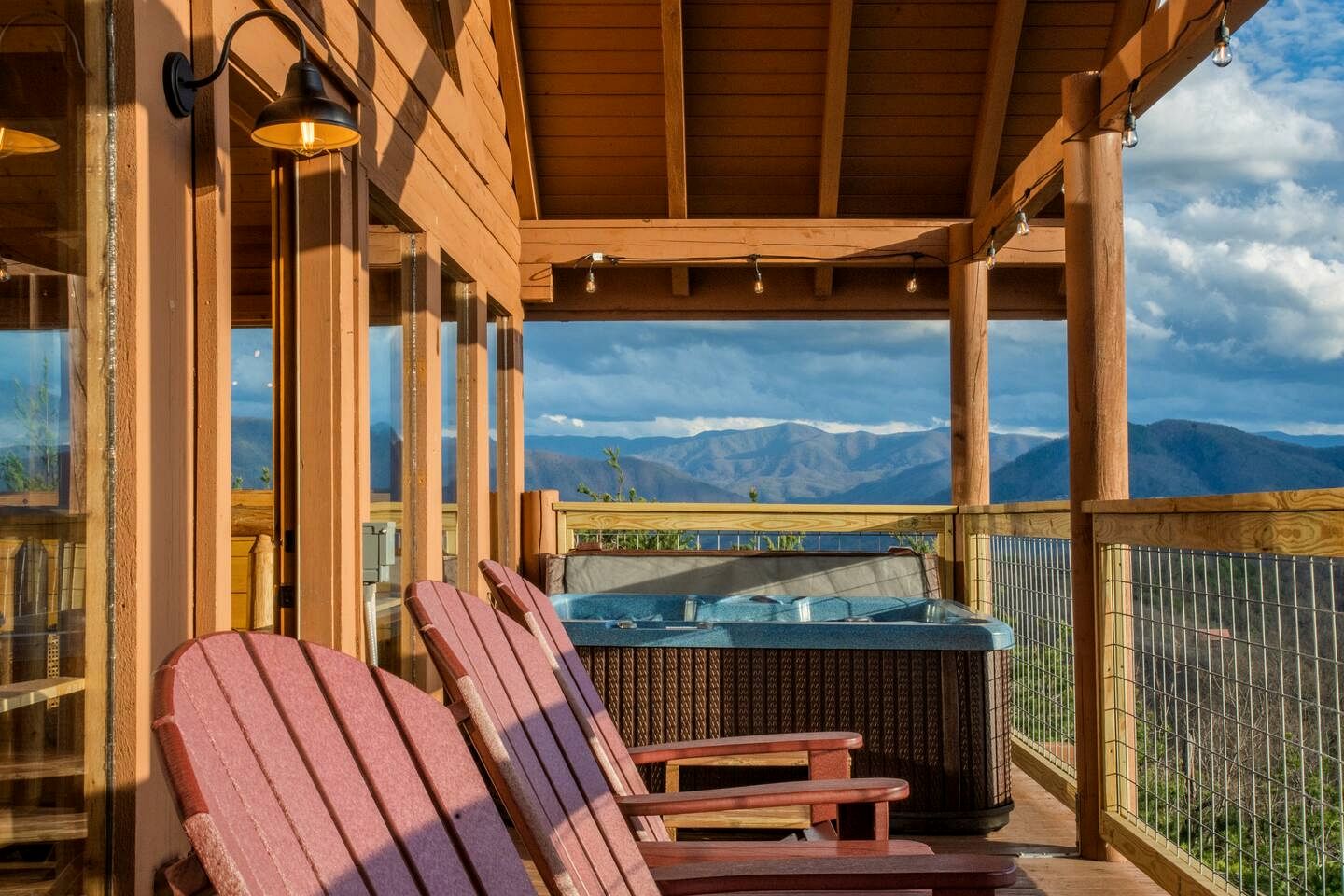 Pure Glamping Experience in this Cabin with Hot-tub in Sevierville, Tennessee