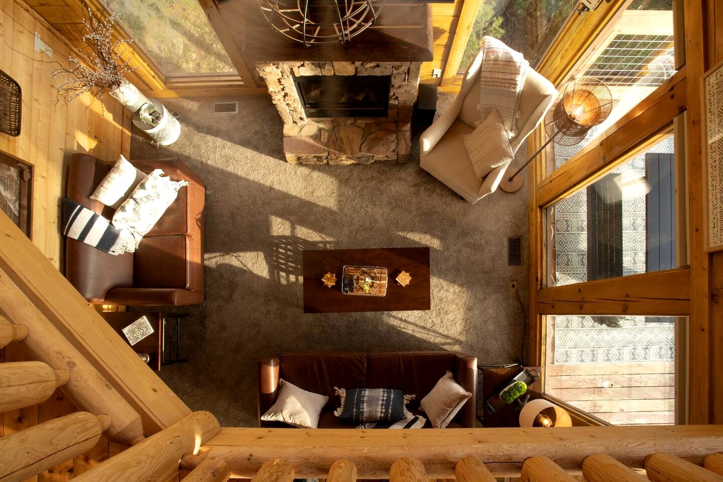 Pure Glamping Experience in this Cabin with Hot-tub in Sevierville, Tennessee