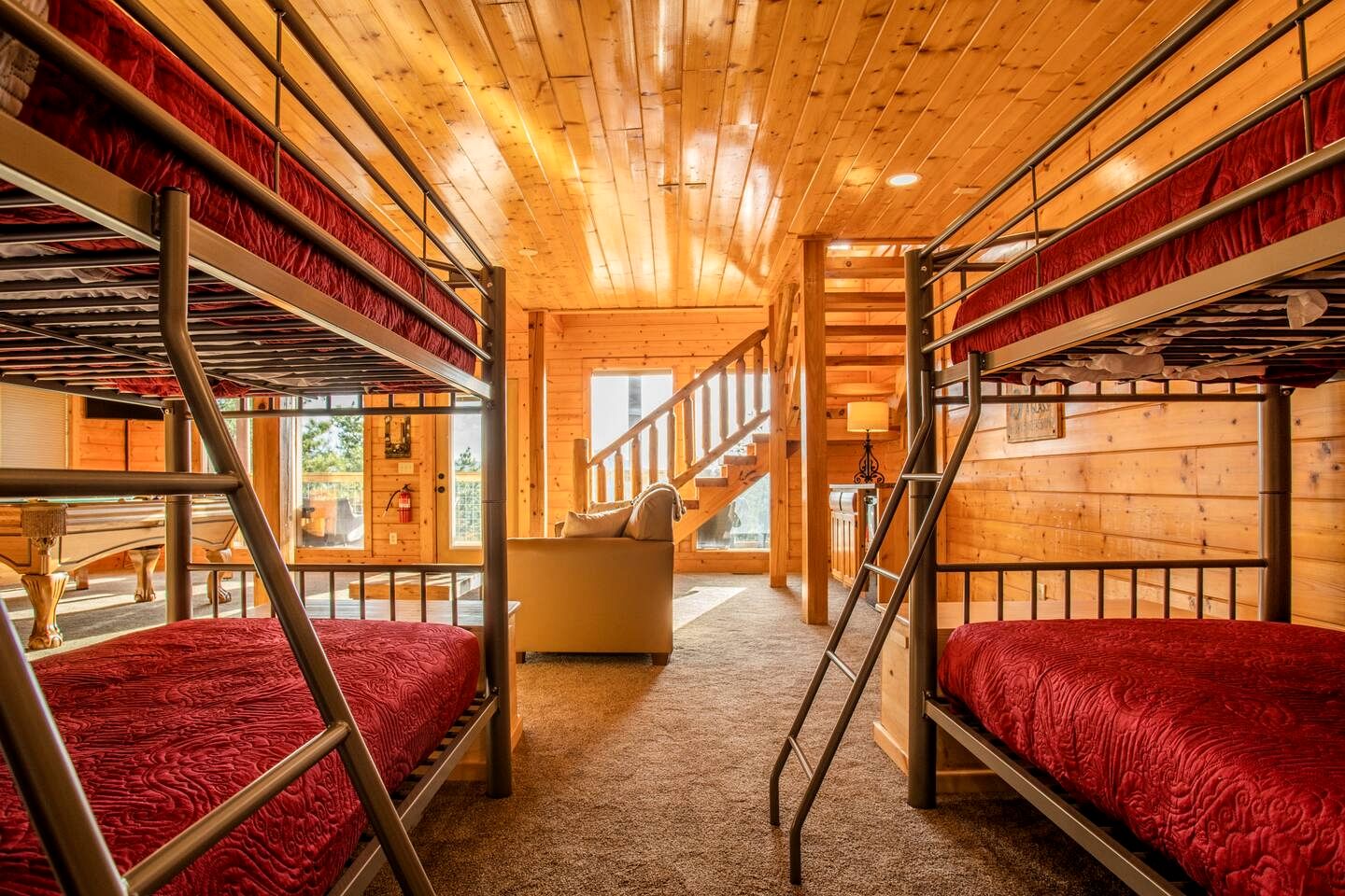 Pure Glamping Experience in this Cabin with Hot-tub in Sevierville, Tennessee