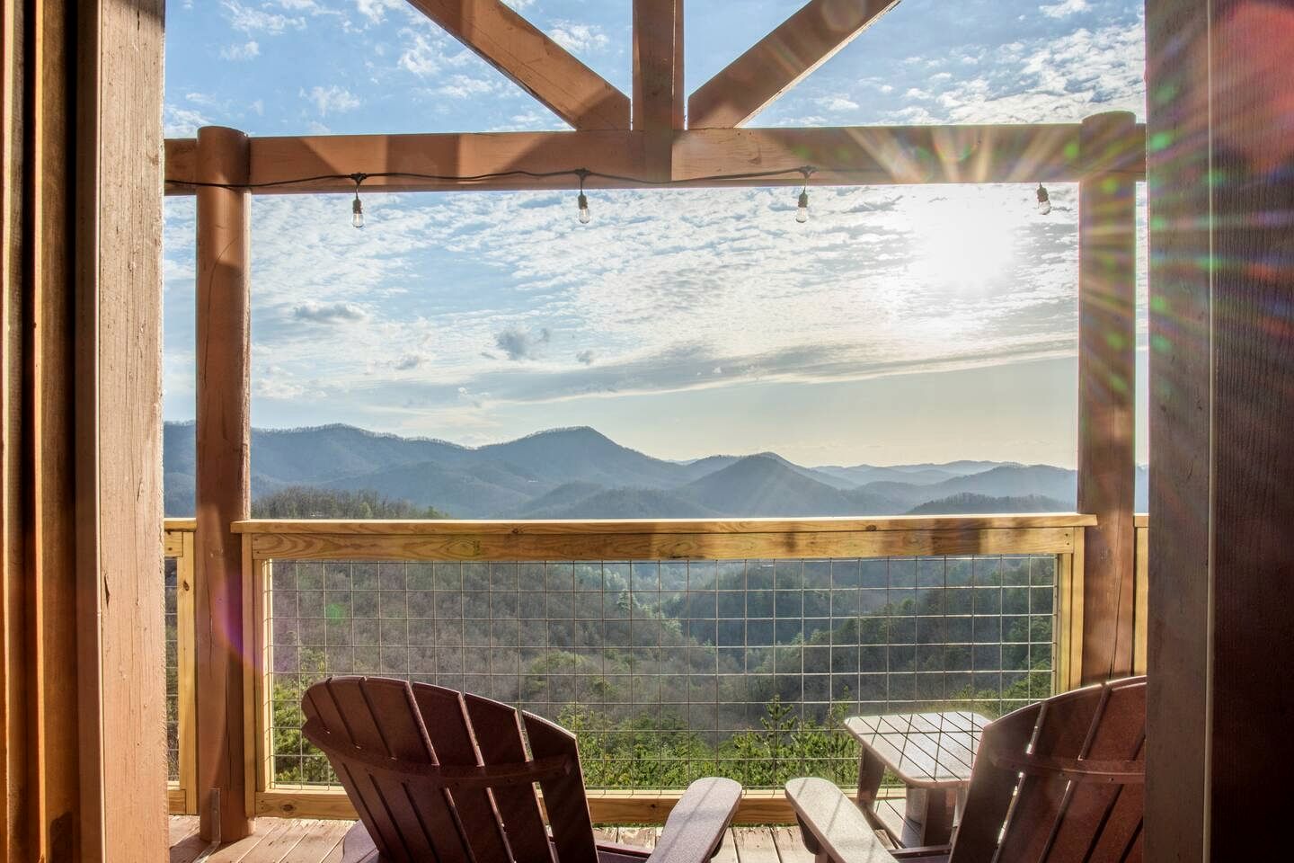Pure Glamping Experience in this Cabin with Hot-tub in Sevierville, Tennessee