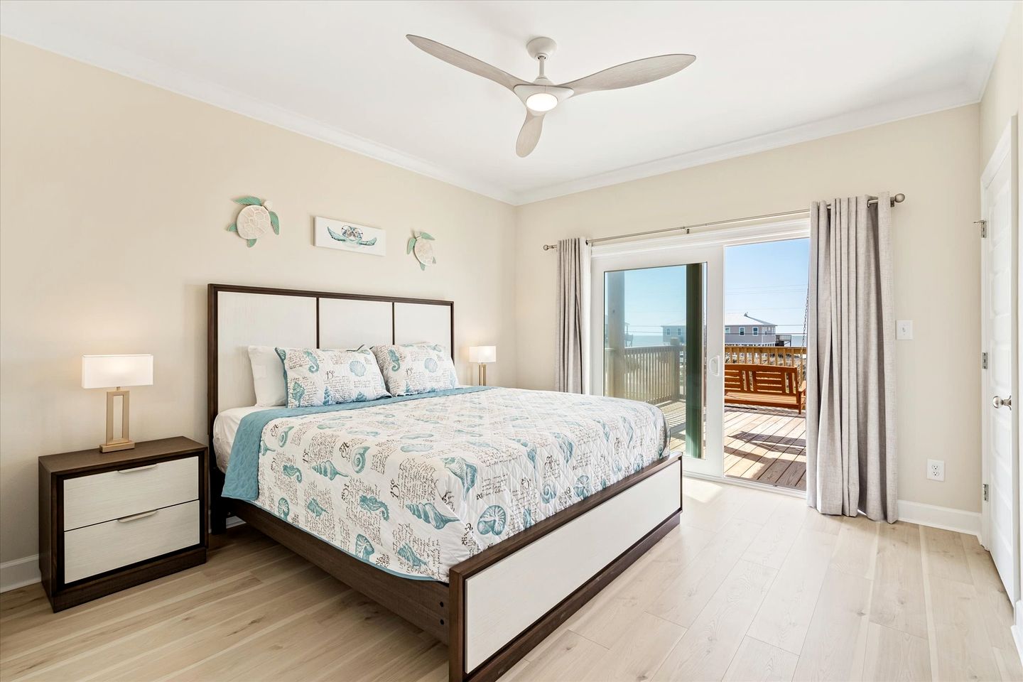 Fantastic Beach House with Stunning Sights in Dauphin Island, Alabama