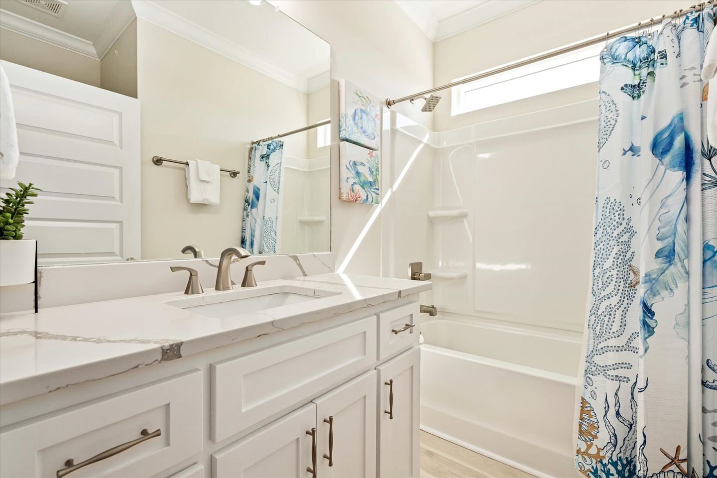 Fantastic Beach House with Stunning Sights in Dauphin Island, Alabama